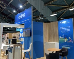 CNIEG Forum des seniors 21m² Stand menuise 1 CNIEG Forum des seniors 21m² Stand menuise 1